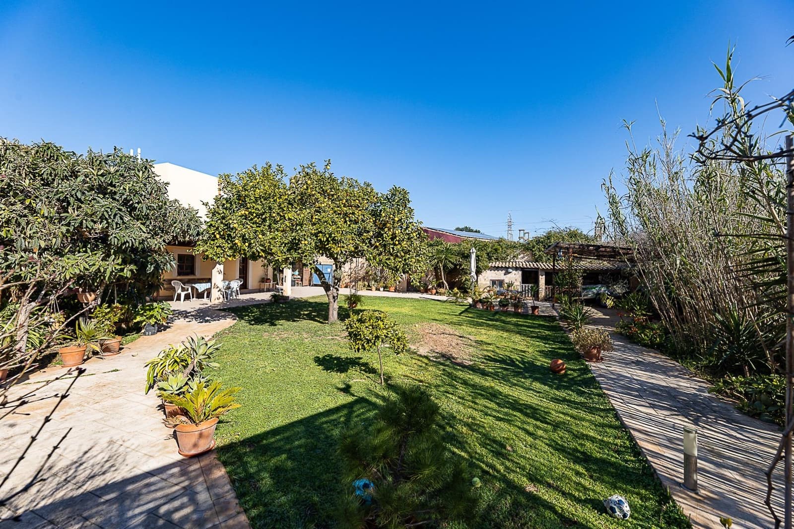 4 bedroom Apartment for sale in Llucmajor with pool garage - € 849,000 (Ref: 9648372)