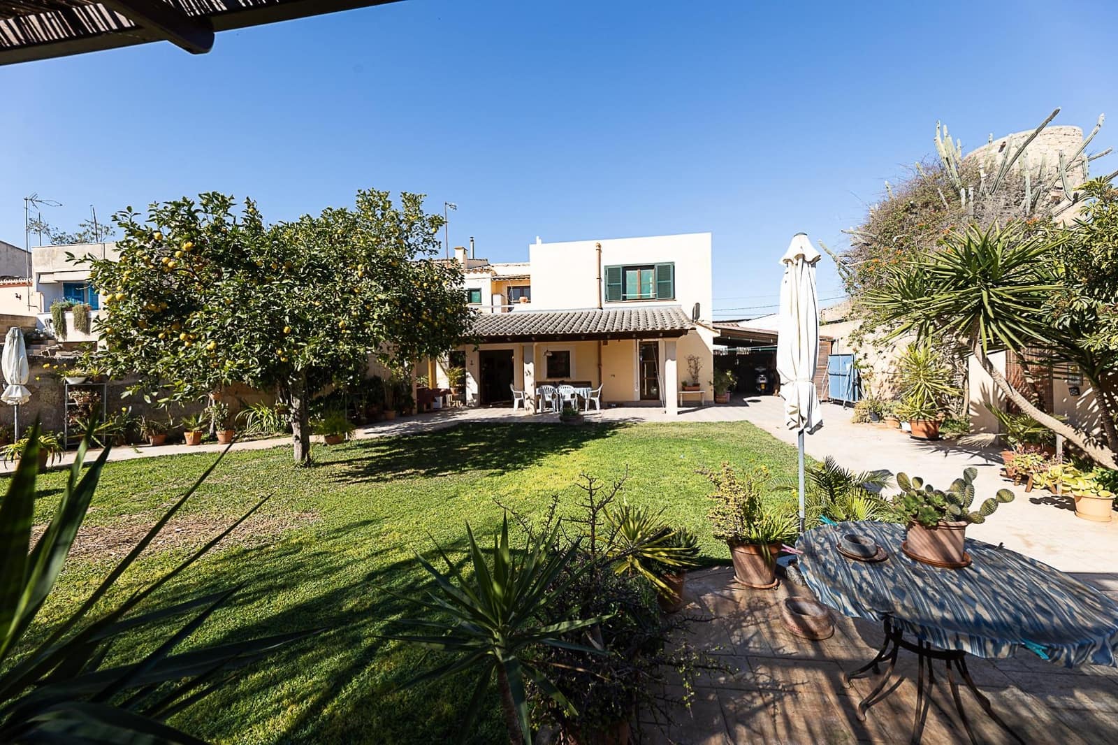 4 bedroom Apartment for sale in Llucmajor with garage - € 849,000 (Ref: 9648372)