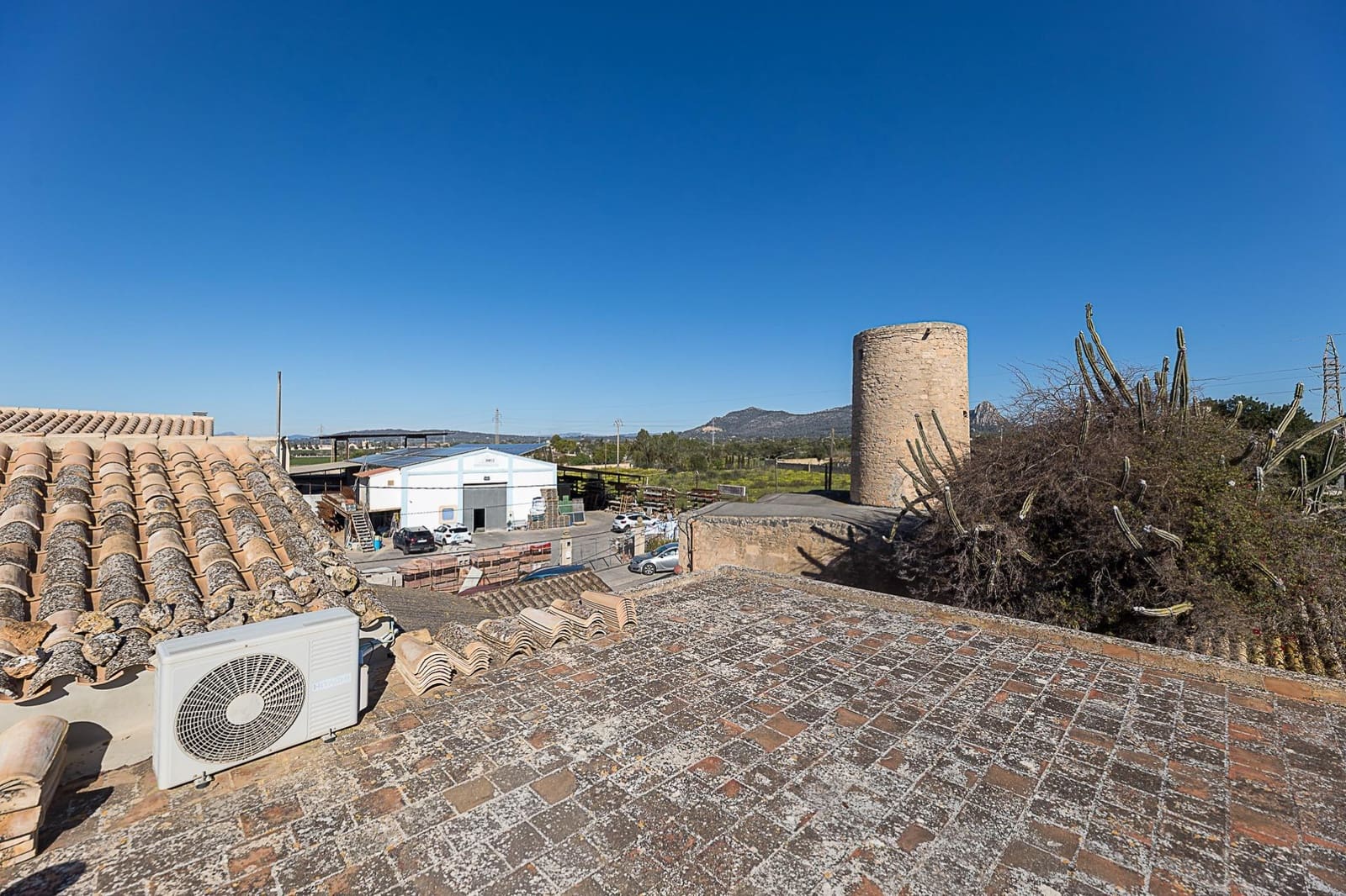 4 bedroom Apartment for sale in Llucmajor with garage - € 849,000 (Ref: 9648372)