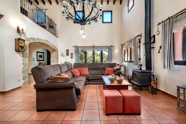 Finca/Casa Rural de 5 habitaciones en Sencelles en venta con garaje - 1.350.000 € (Ref: 9656269)