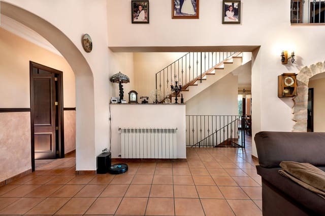 5 sovrum Finca/Hus på landet till salu i Sencelles med garage - 1 350 000 € (Ref: 9656269)