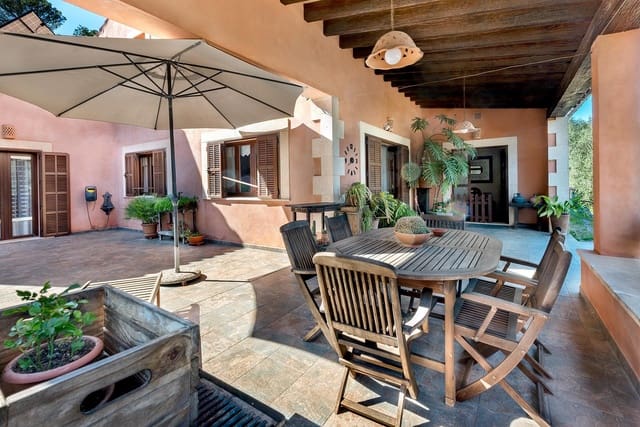 5 slaapkamer Finca/Landhuis te koop in Sencelles met garage - € 1.250.000 (Ref: 9656269)