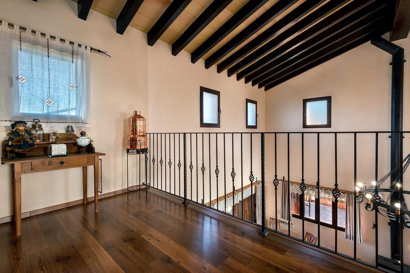 5 bedroom Finca/Country House for sale in Sencelles with garage - € 1,250,000 (Ref: 9656269)