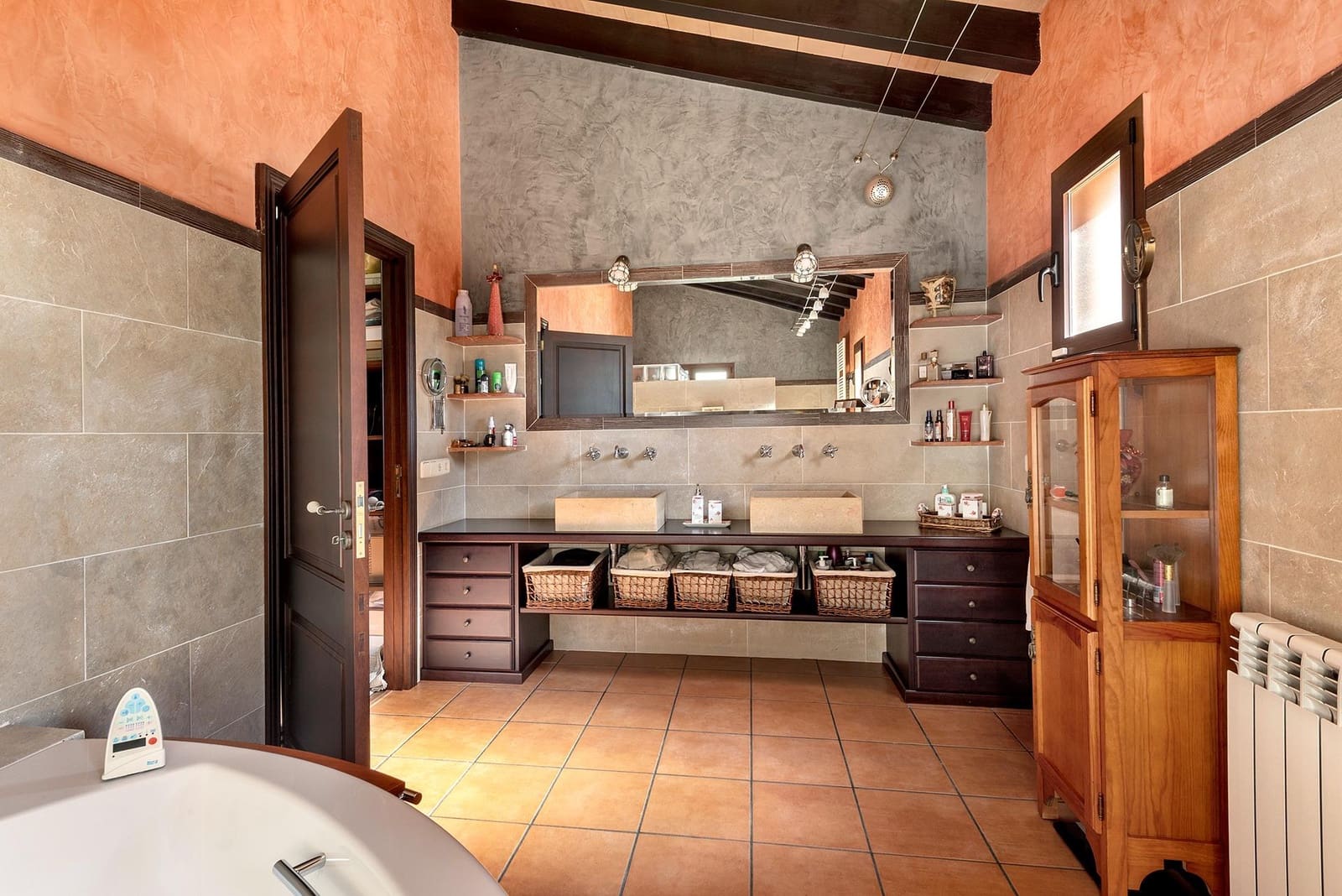 5 bedroom Finca/Country House for sale in Sencelles with garage - € 1,250,000 (Ref: 9656269)