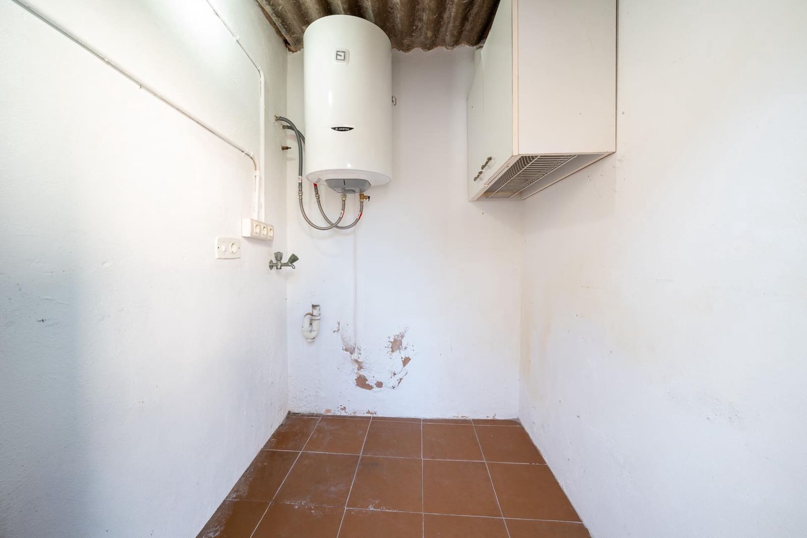 3 makuuhuone Omakotitalo myytävänä paikassa Andratx - 395 000 € (Ref: 9659585)