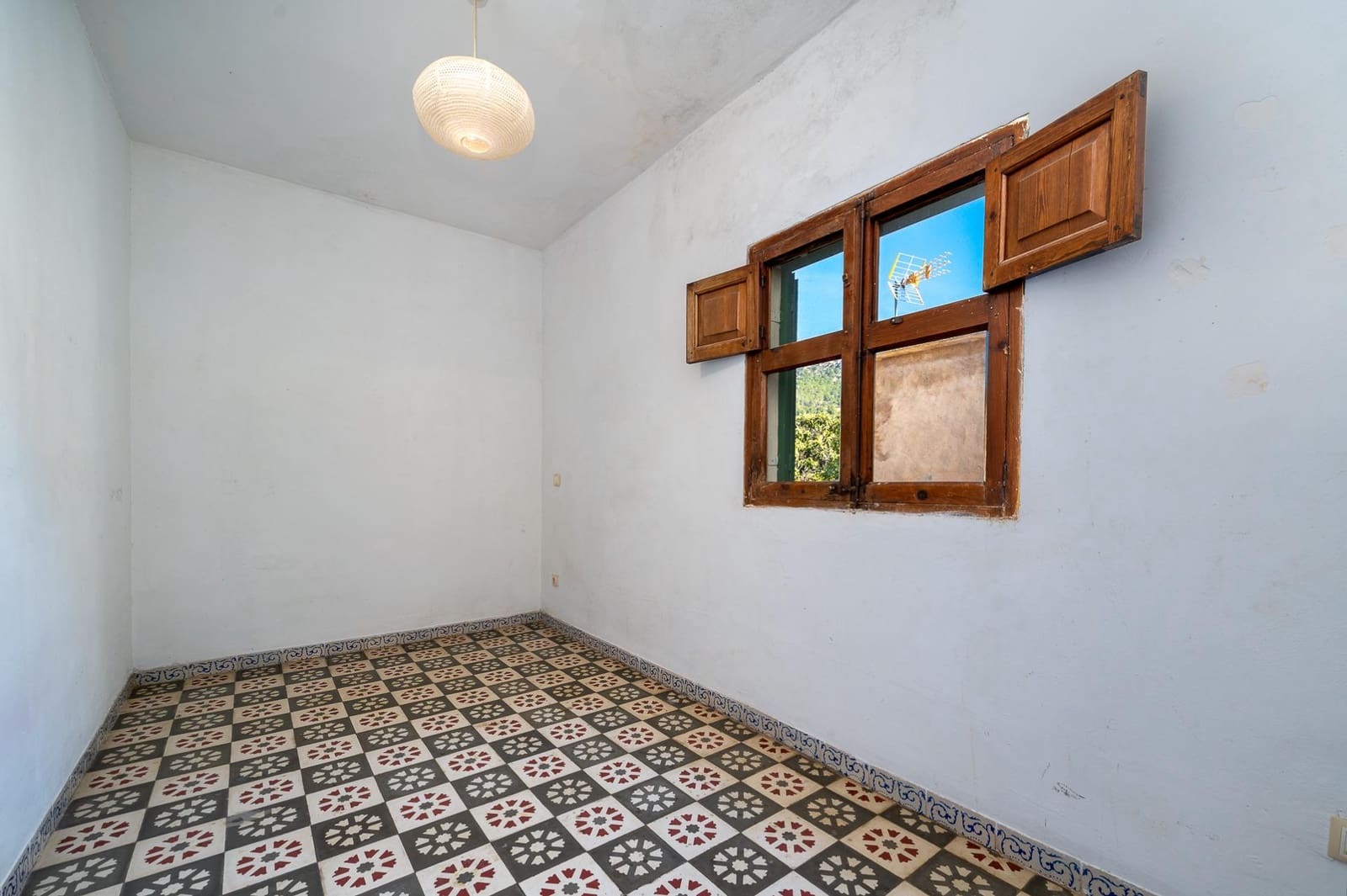 3 makuuhuone Omakotitalo myytävänä paikassa Andratx - 395 000 € (Ref: 9659585)