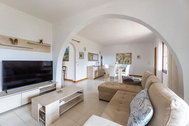 Chalet de 4 habitaciones en Santanyí en venta con piscina garaje - 875.000 € (Ref: 9670884)