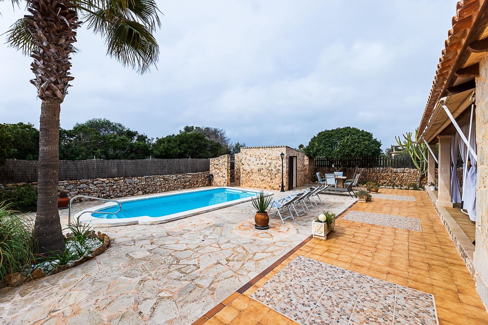4 bedroom Villa for sale in Santanyi with pool garage - € 875,000 (Ref: 9670884)