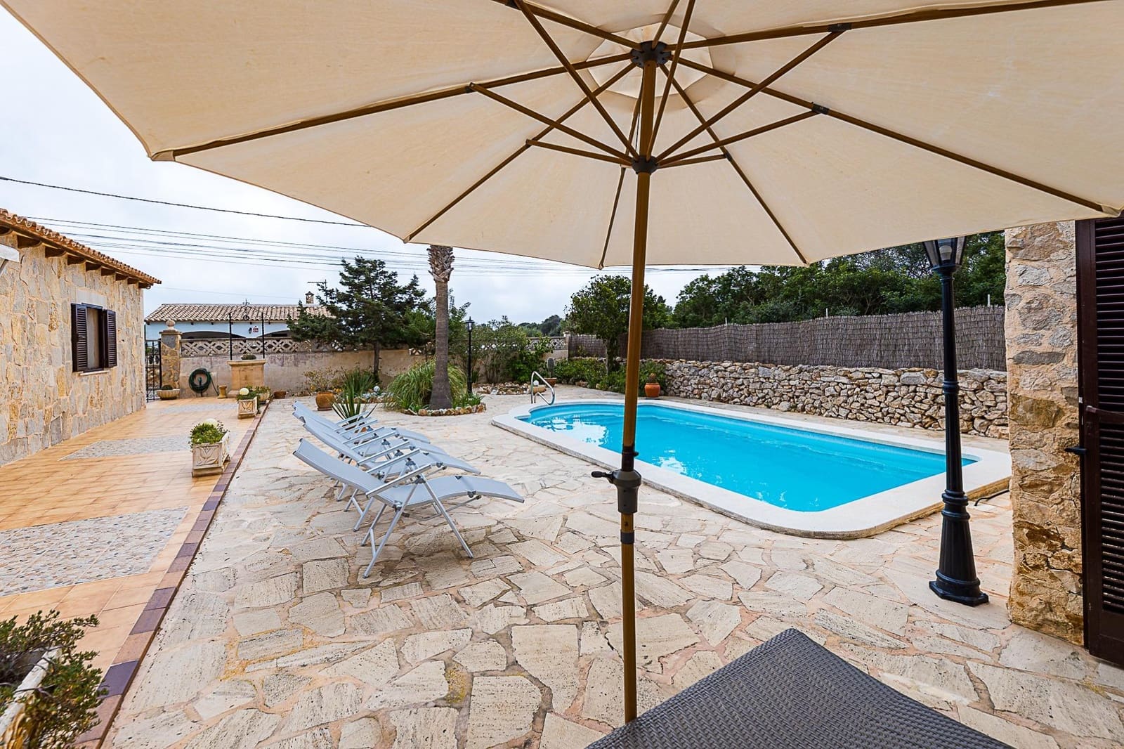 4 bedroom Villa for sale in Santanyi with pool garage - € 875,000 (Ref: 9670884)