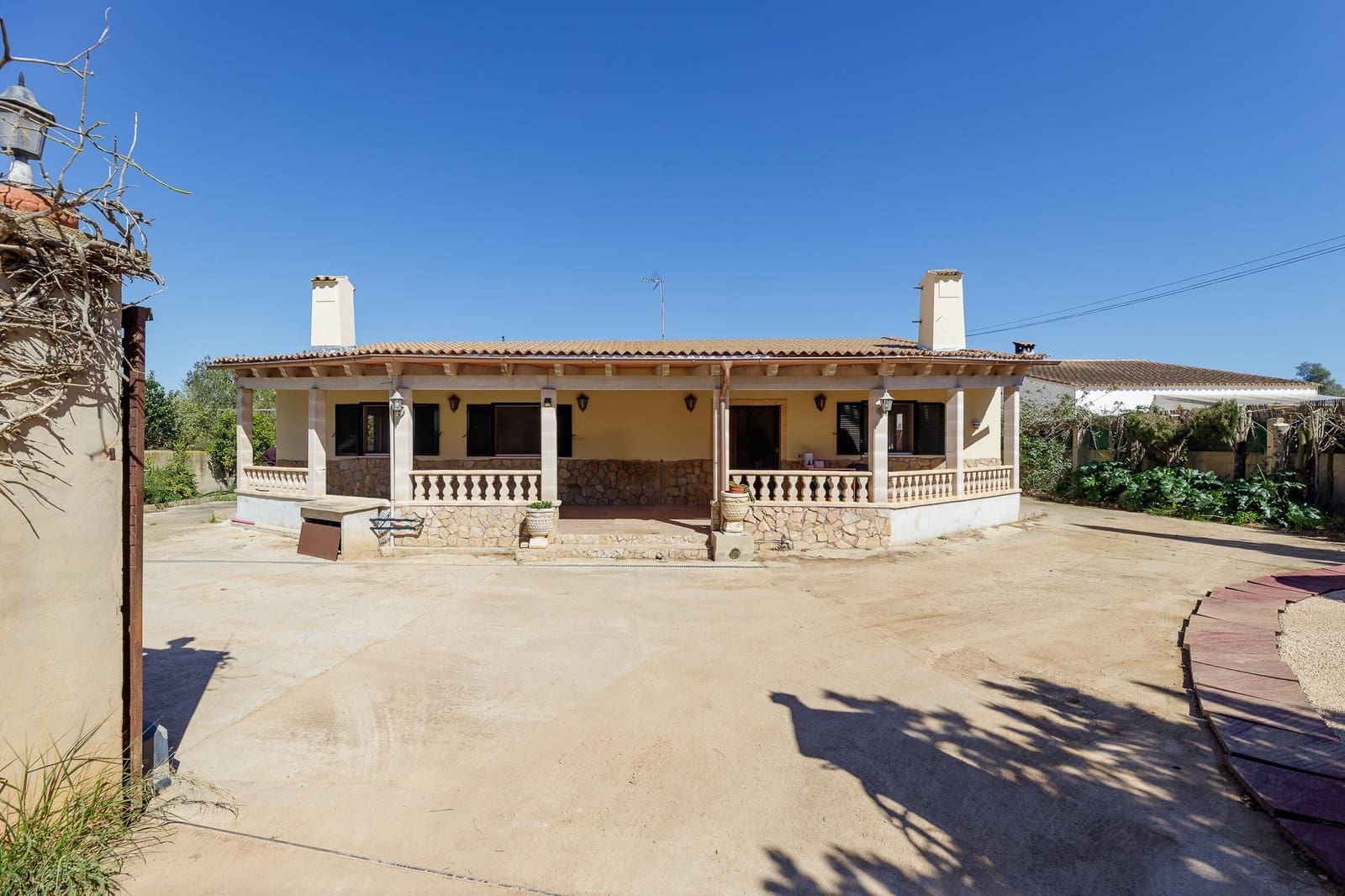 5 bedroom Finca/Country House for sale in Llucmajor with pool - € 630,000 (Ref: 9721883)