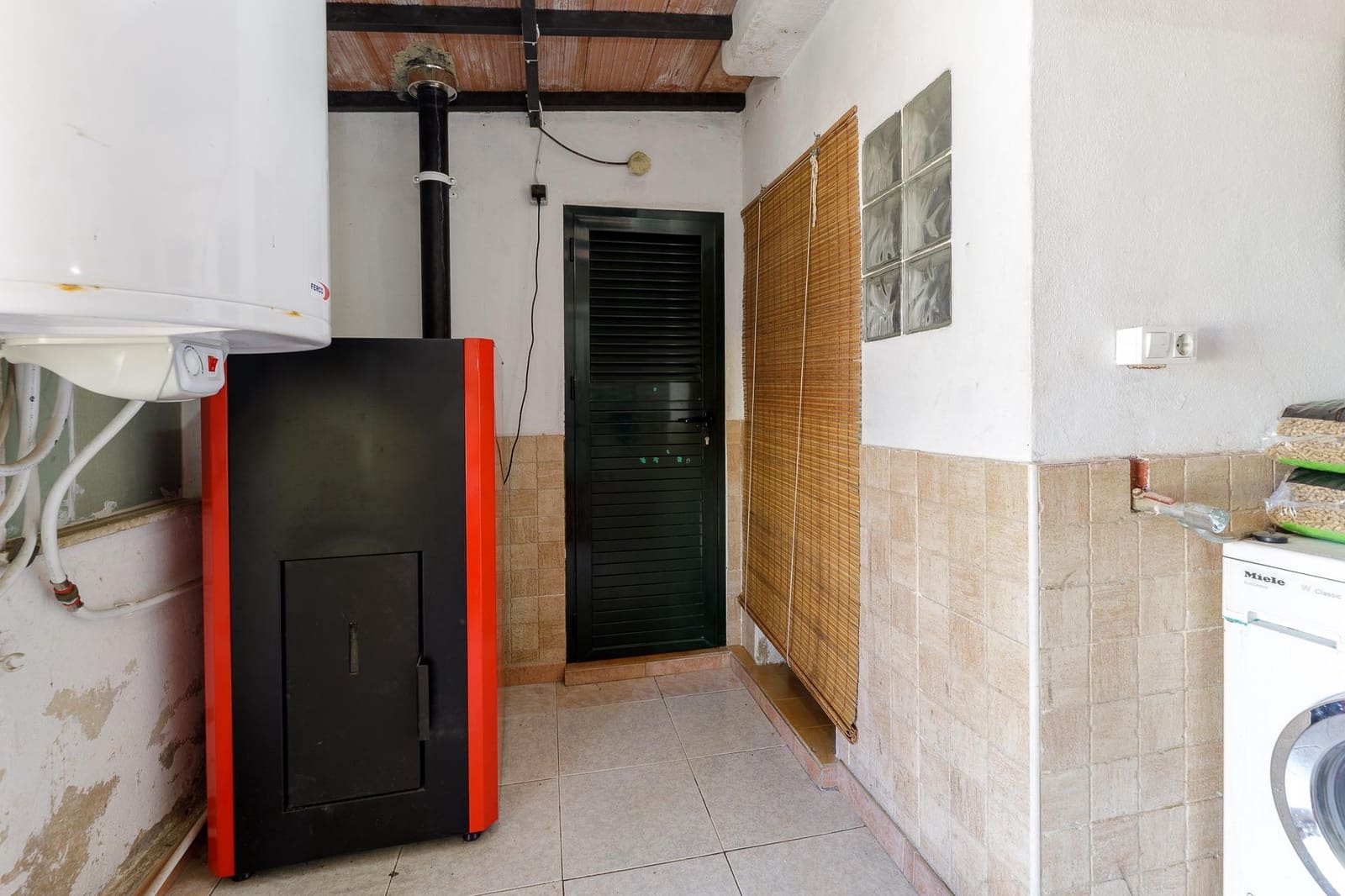 5 bedroom Finca/Country House for sale in Llucmajor with pool - € 630,000 (Ref: 9721883)