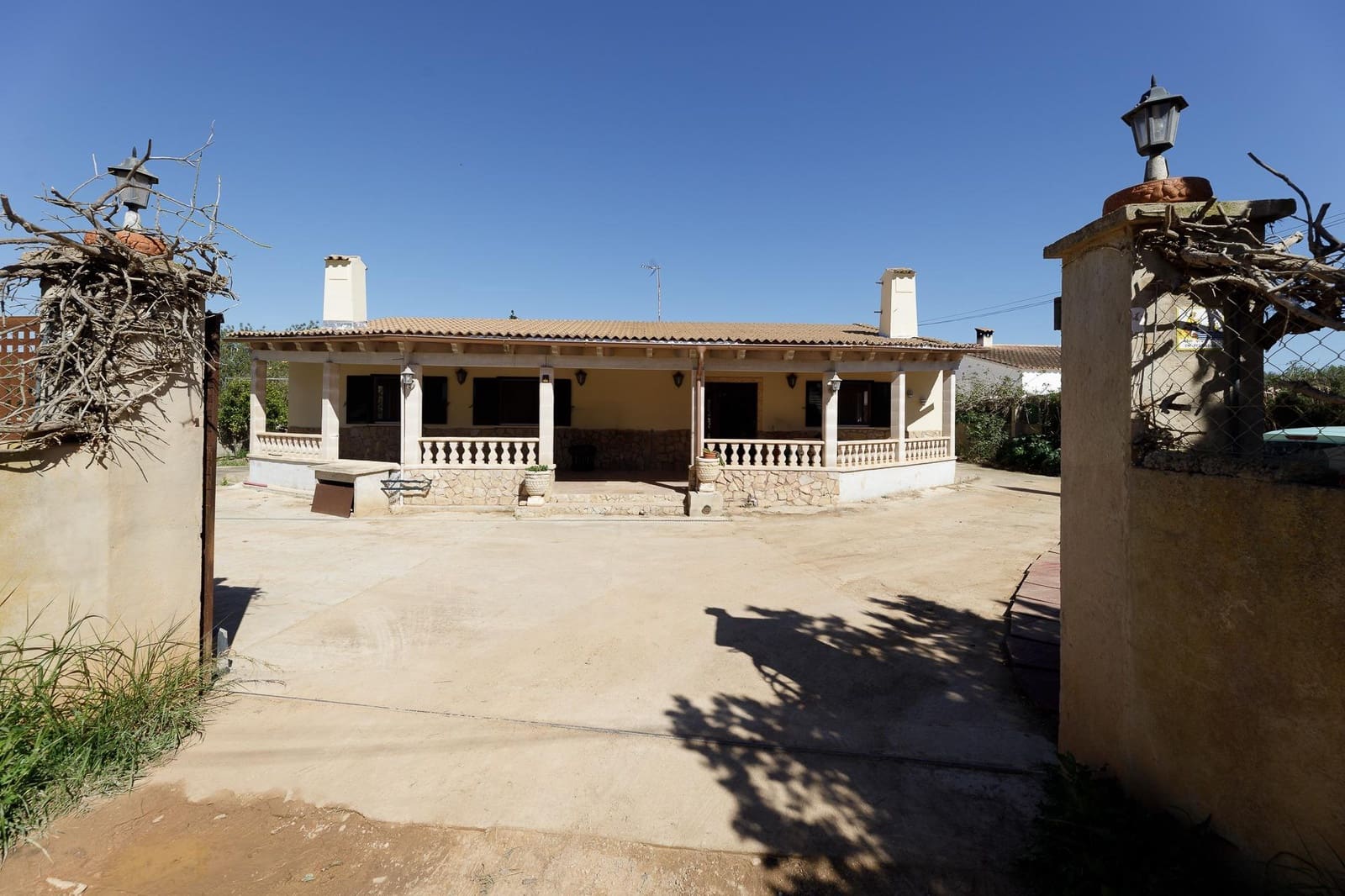 5 bedroom Finca/Country House for sale in Llucmajor with pool - € 630,000 (Ref: 9721883)
