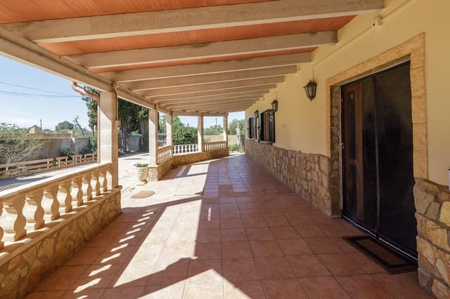 5 bedroom Finca/Country House for sale in Llucmajor with pool - € 630,000 (Ref: 9721883)
