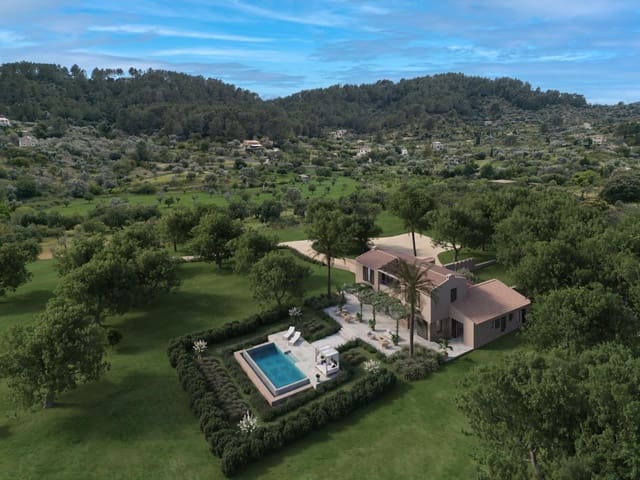 7 soveværelse Finca/Landehus til salg i Selva med swimmingpool garage - € 4.500.000 (Ref: 9739004)