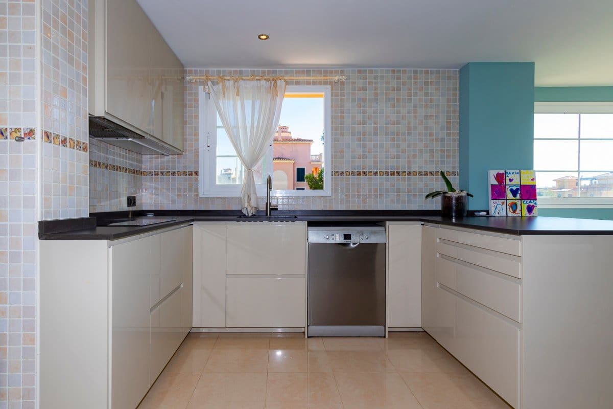 4 bedroom Flat for sale in Puig de Ros with pool garage - € 945,000 (Ref: 9739005)