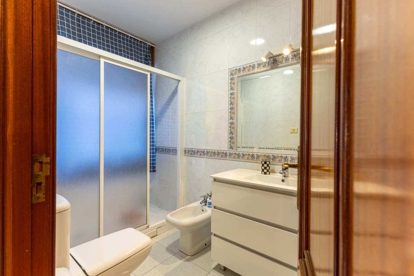 3 soveværelse Byhus til salg i Moana med garage - € 580.000 (Ref: 9755893)