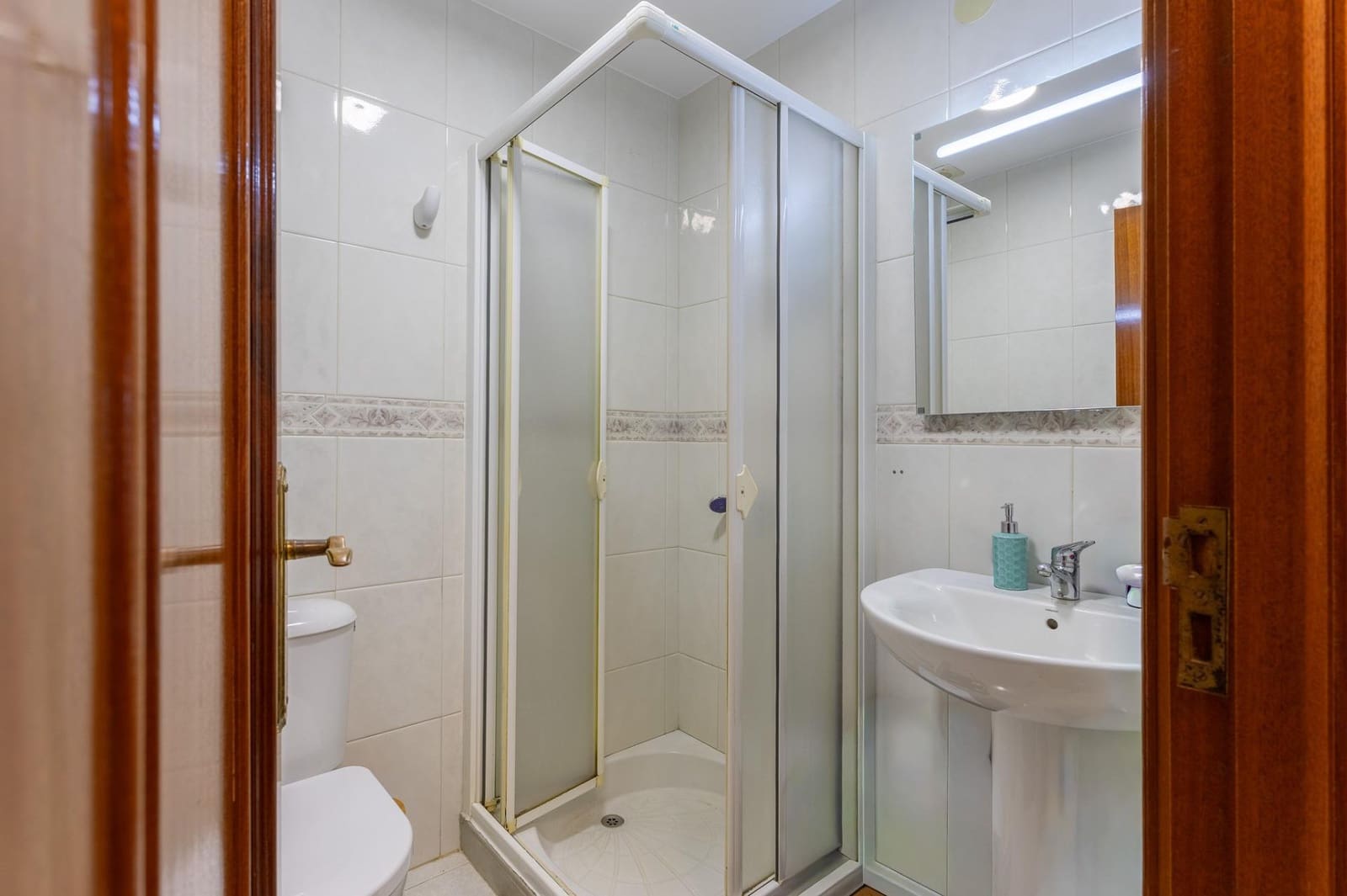 3 soveværelse Byhus til salg i Moana med garage - € 580.000 (Ref: 9755893)