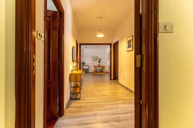 3 soveværelse Byhus til salg i Moaña med garage - € 580.000 (Ref: 9755893)