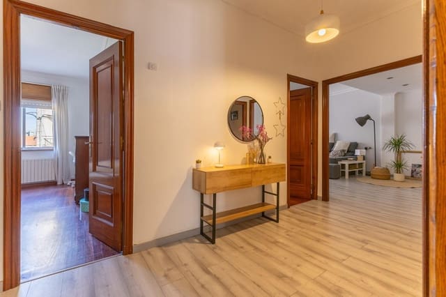 3 soveværelse Byhus til salg i Moaña med garage - € 580.000 (Ref: 9755893)