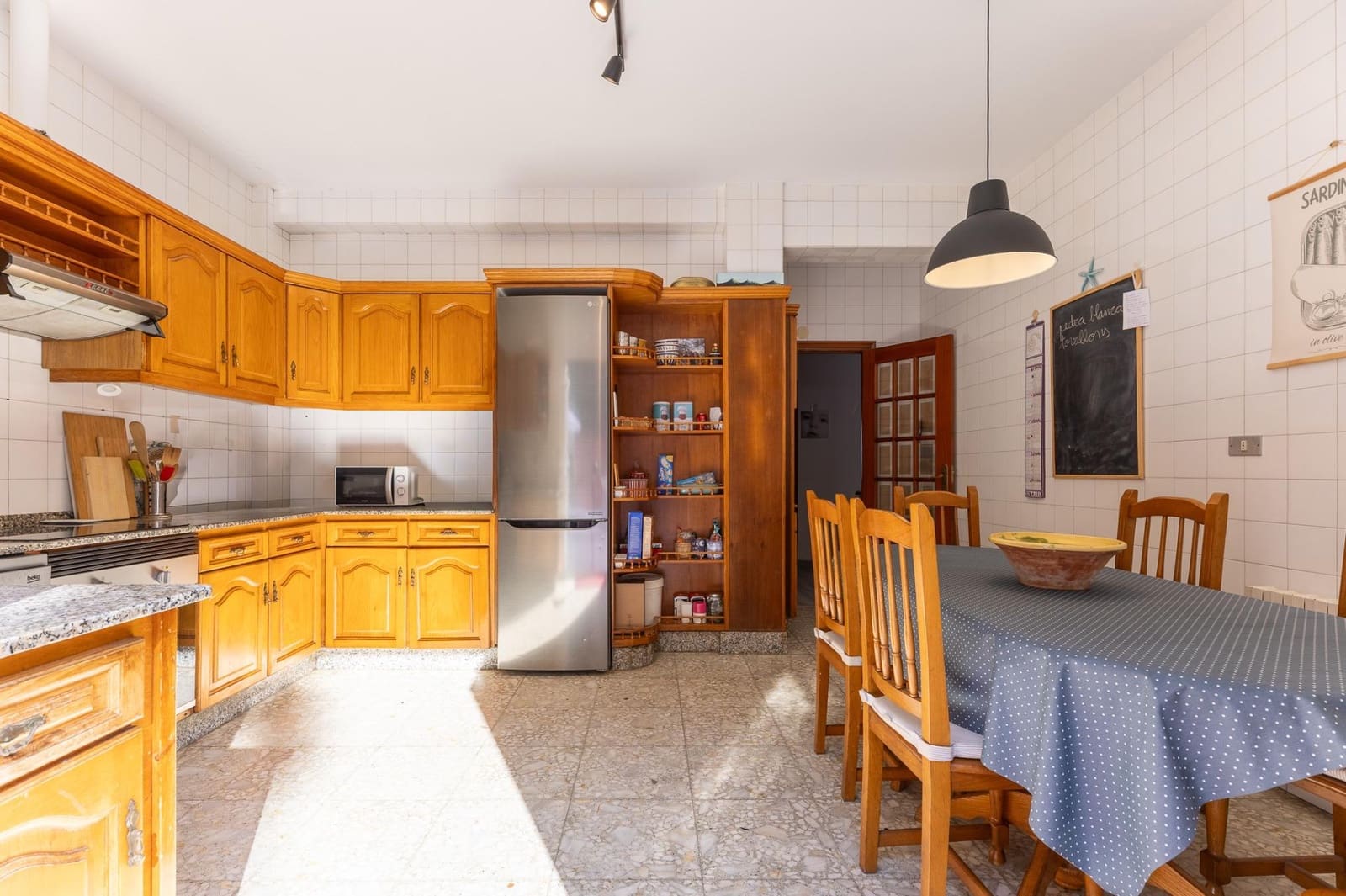 3 soveværelse Byhus til salg i Moana med garage - € 580.000 (Ref: 9755893)