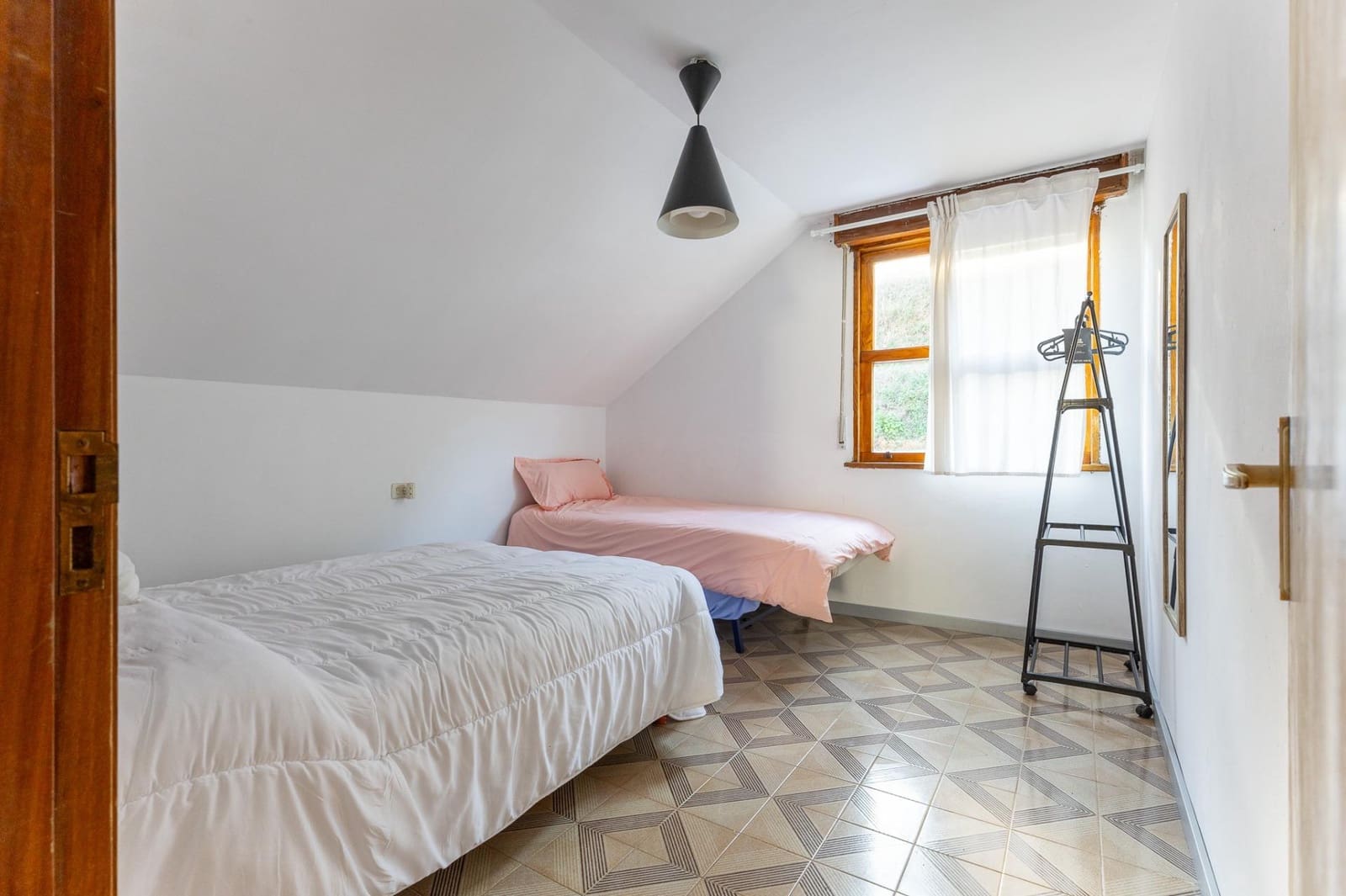 3 soveværelse Byhus til salg i Moana med garage - € 580.000 (Ref: 9755893)