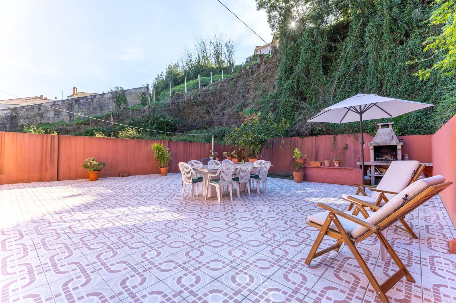 3 soveværelse Byhus til salg i Moana med garage - € 580.000 (Ref: 9755893)