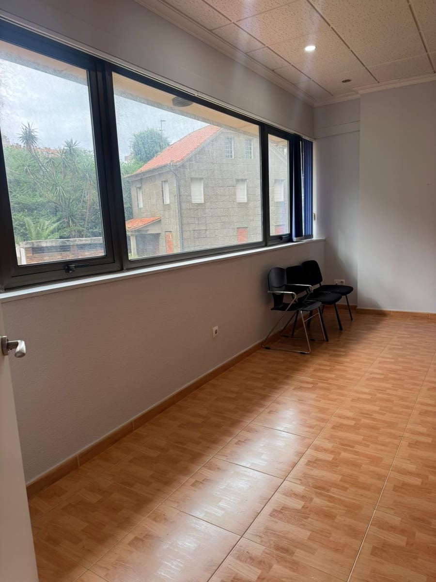 Kontor till salu i Vigo - 35 000 € (Ref: 9816026)
