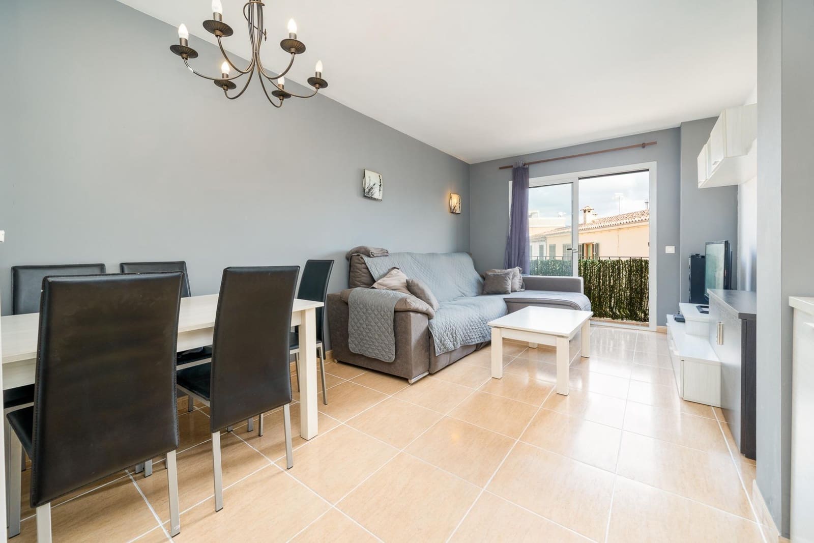 3 bedroom Flat for sale in Santa Maria del Cami - € 440,000 (Ref: 9833887)