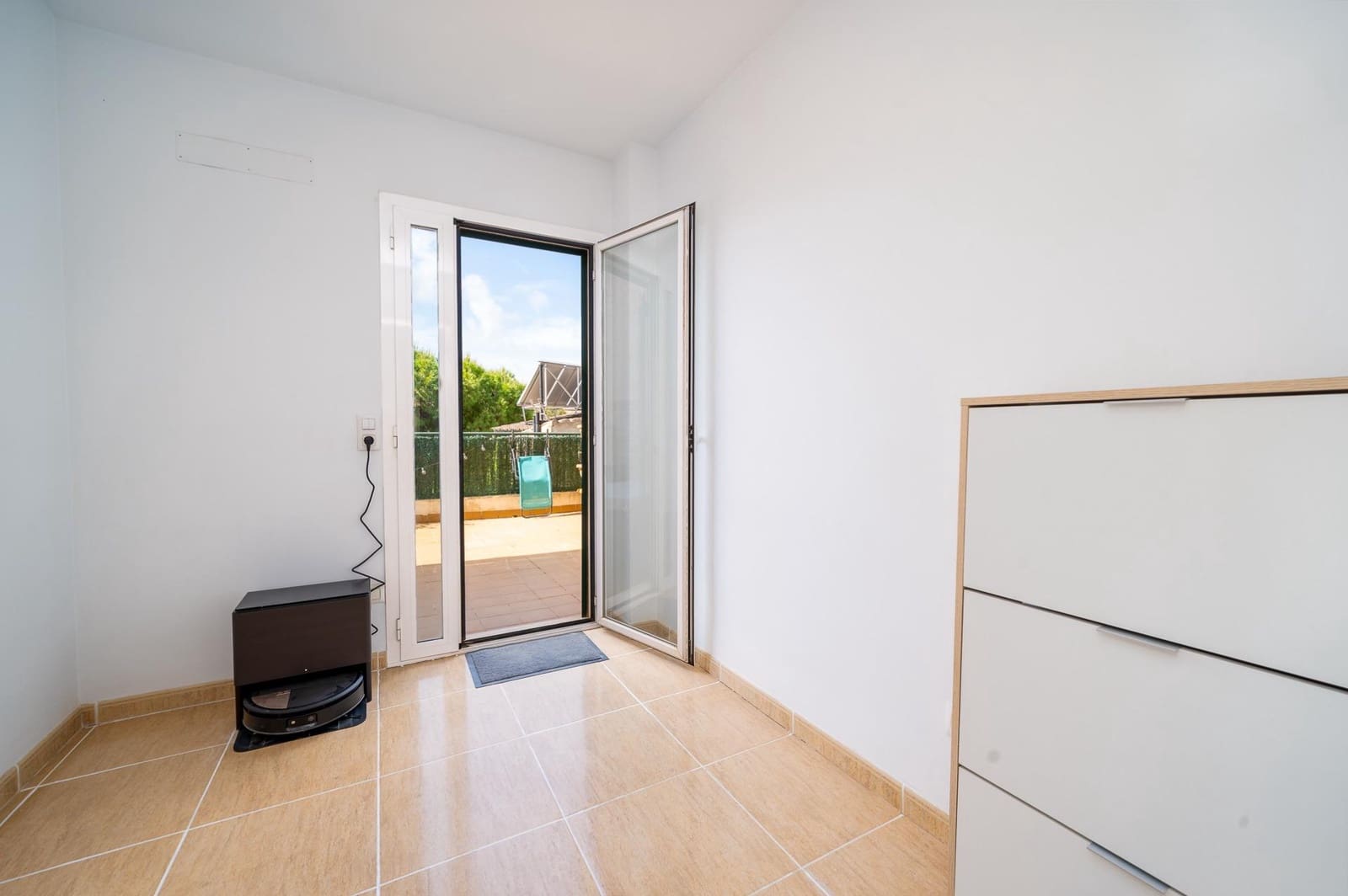 3 bedroom Flat for sale in Santa Maria del Cami - € 440,000 (Ref: 9833887)