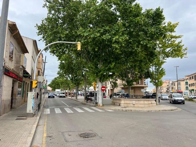 Kommersiell att hyra i Llucmajor - 1 000 € (Ref: 9839504)