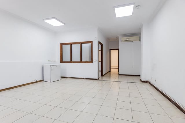 Commercieel te koop in Coll d'en Rabassa, Palma de Mallorca - € 160.000 (Ref: 9860266)