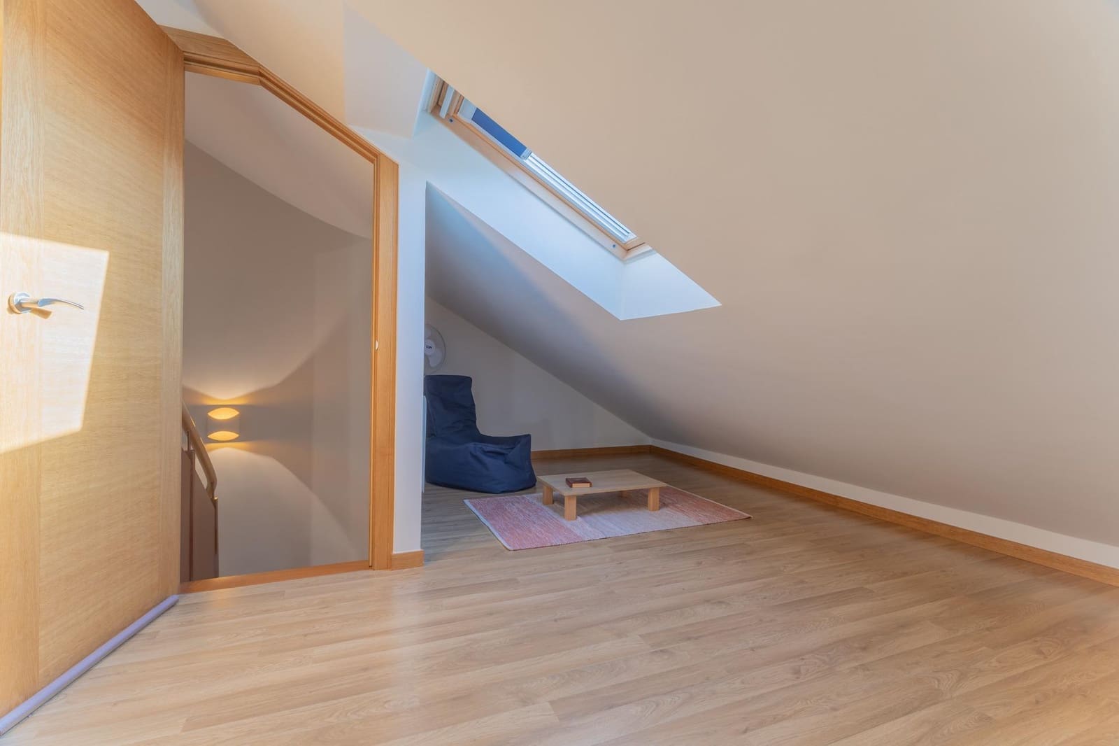 4 slaapkamer Rijtjeshuis te koop in Moana met garage - € 490.000 (Ref: 9862027)