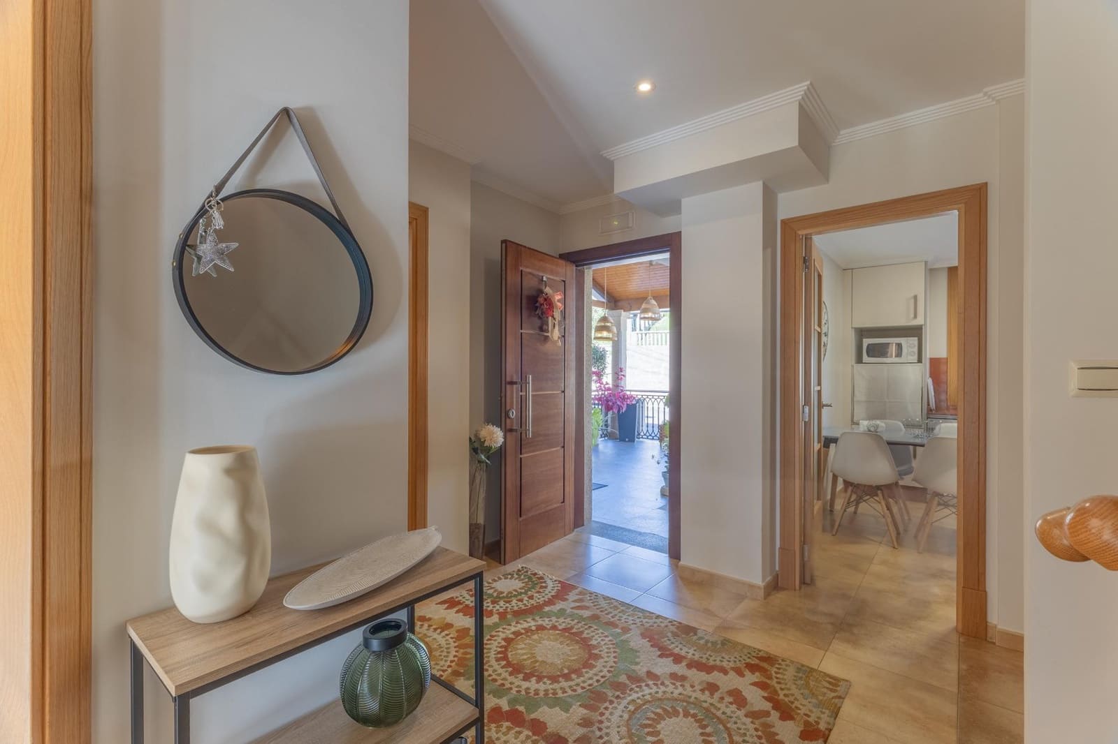 4 slaapkamer Rijtjeshuis te koop in Moana met garage - € 490.000 (Ref: 9862027)