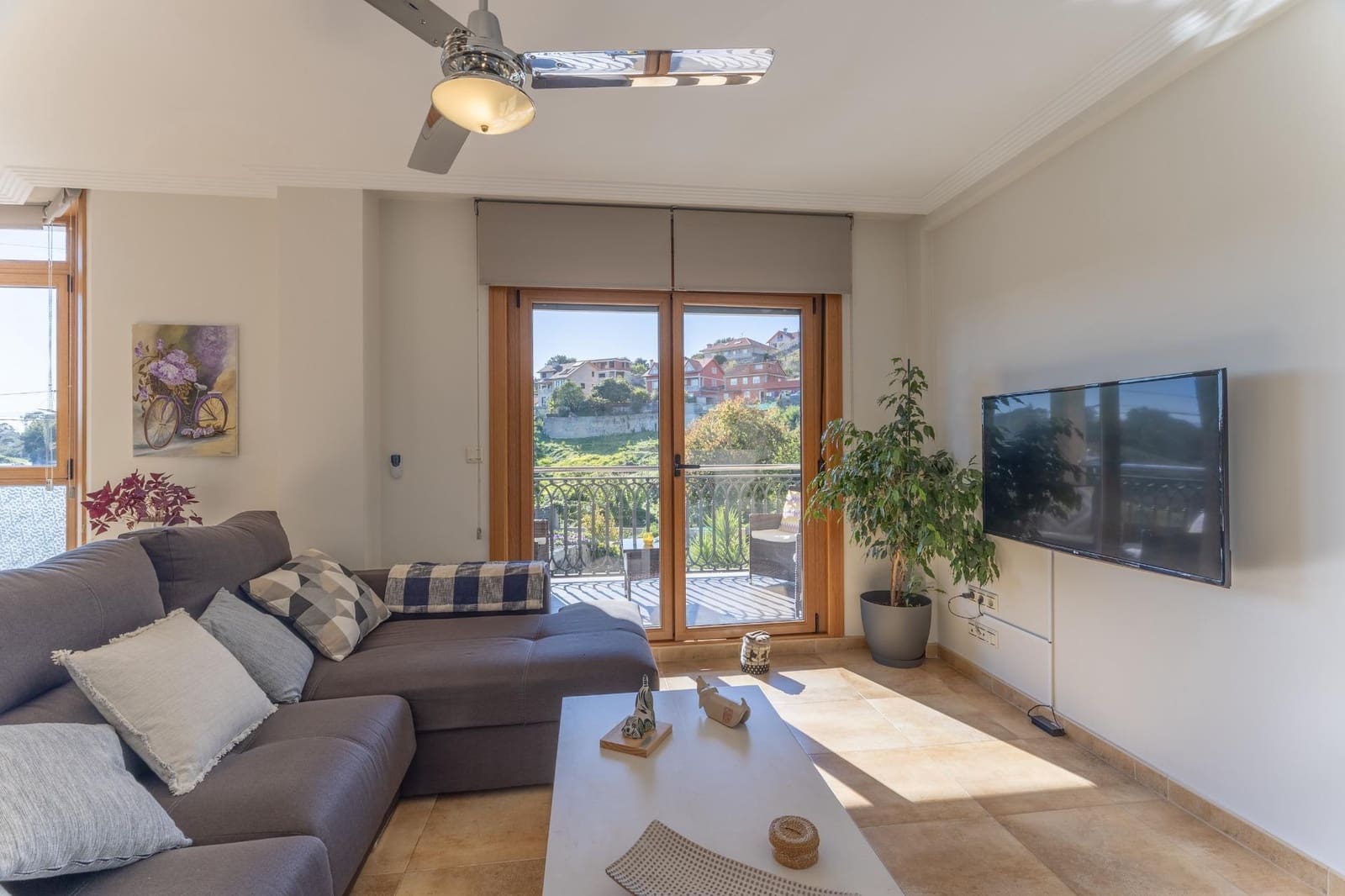 4 slaapkamer Rijtjeshuis te koop in Moana met garage - € 490.000 (Ref: 9862027)