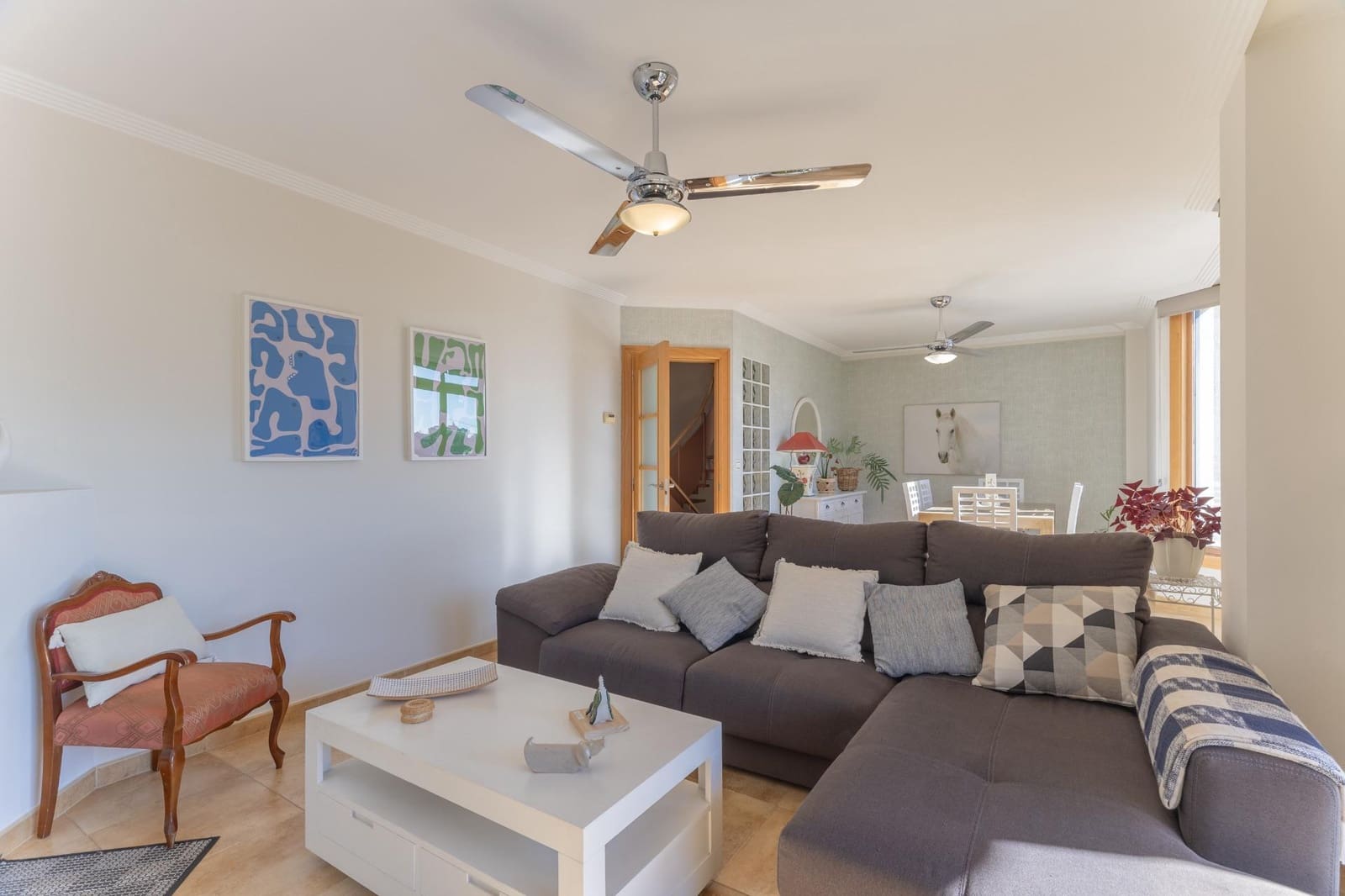 4 slaapkamer Rijtjeshuis te koop in Moana met garage - € 490.000 (Ref: 9862027)