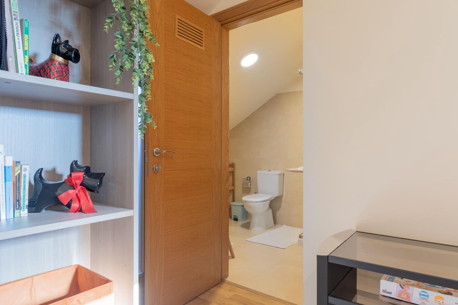 4 slaapkamer Rijtjeshuis te koop in Moana met garage - € 490.000 (Ref: 9862027)