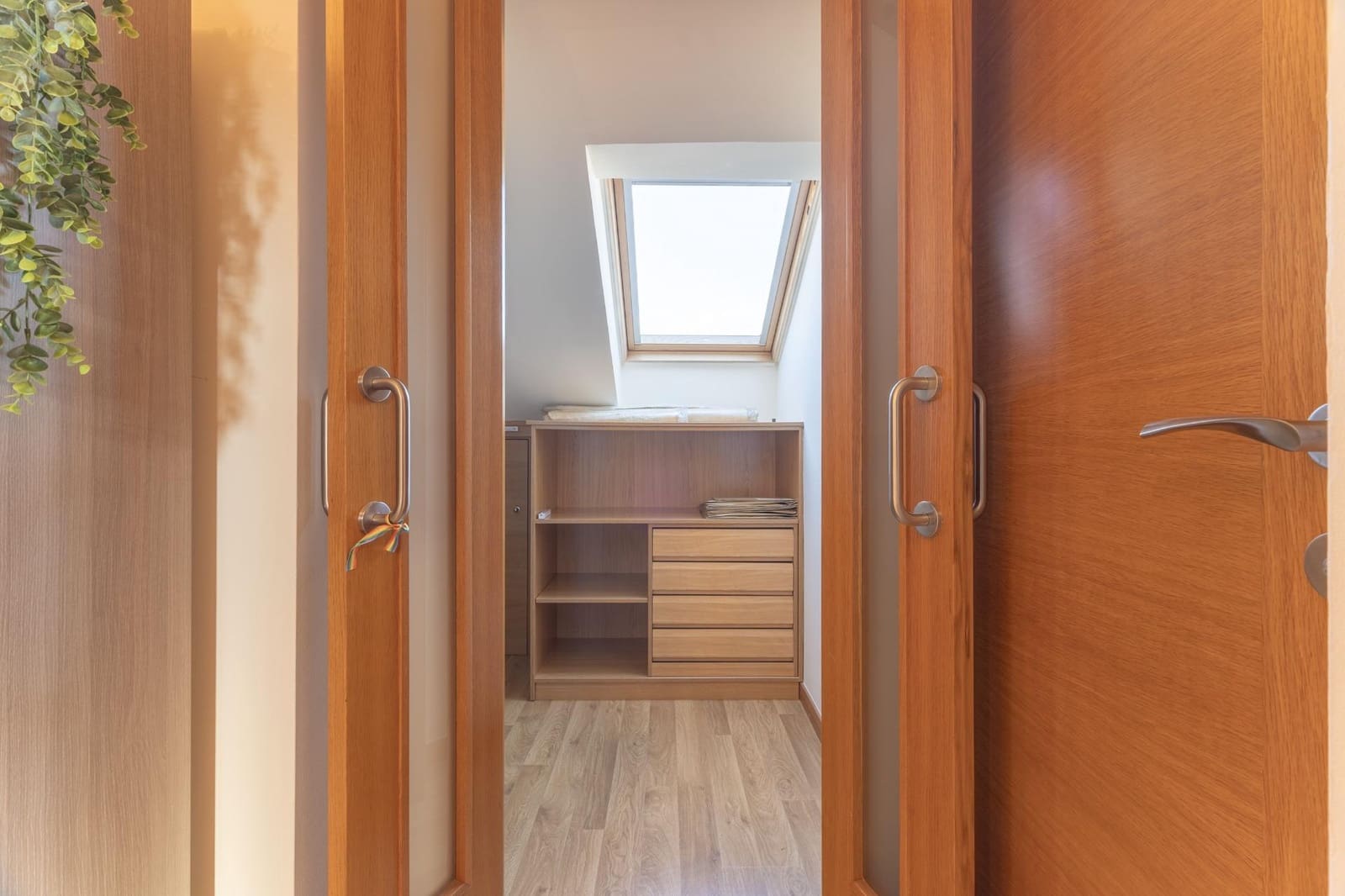 4 slaapkamer Rijtjeshuis te koop in Moana met garage - € 490.000 (Ref: 9862027)