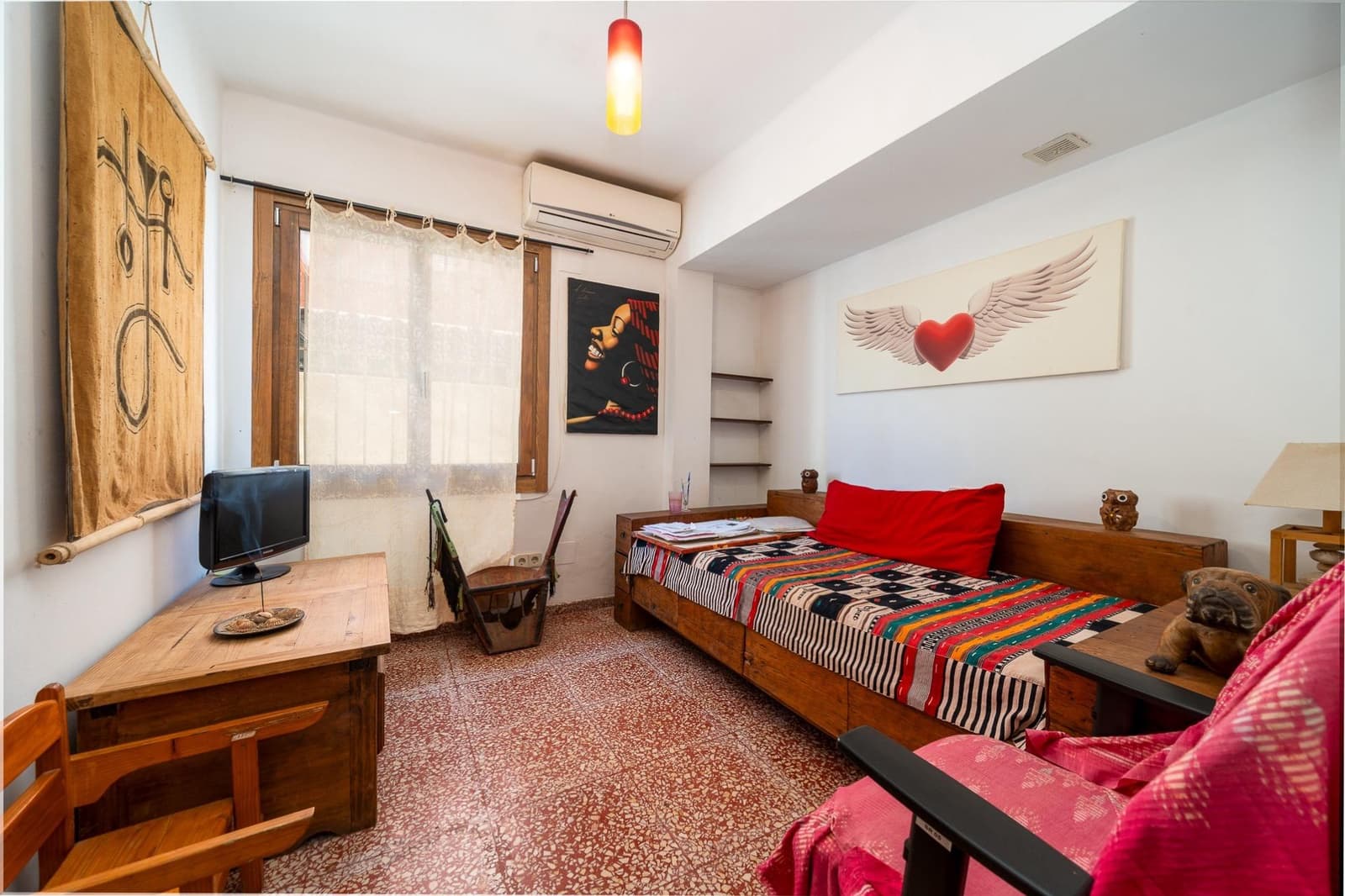 3 bedroom Apartment for sale in Coll d'en Rabassa - € 595,000 (Ref: 9913331)