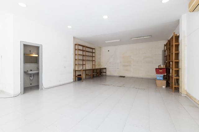 Kommersiell til salgs i Palma de Mallorca - € 195 000 (Ref: 9929543)