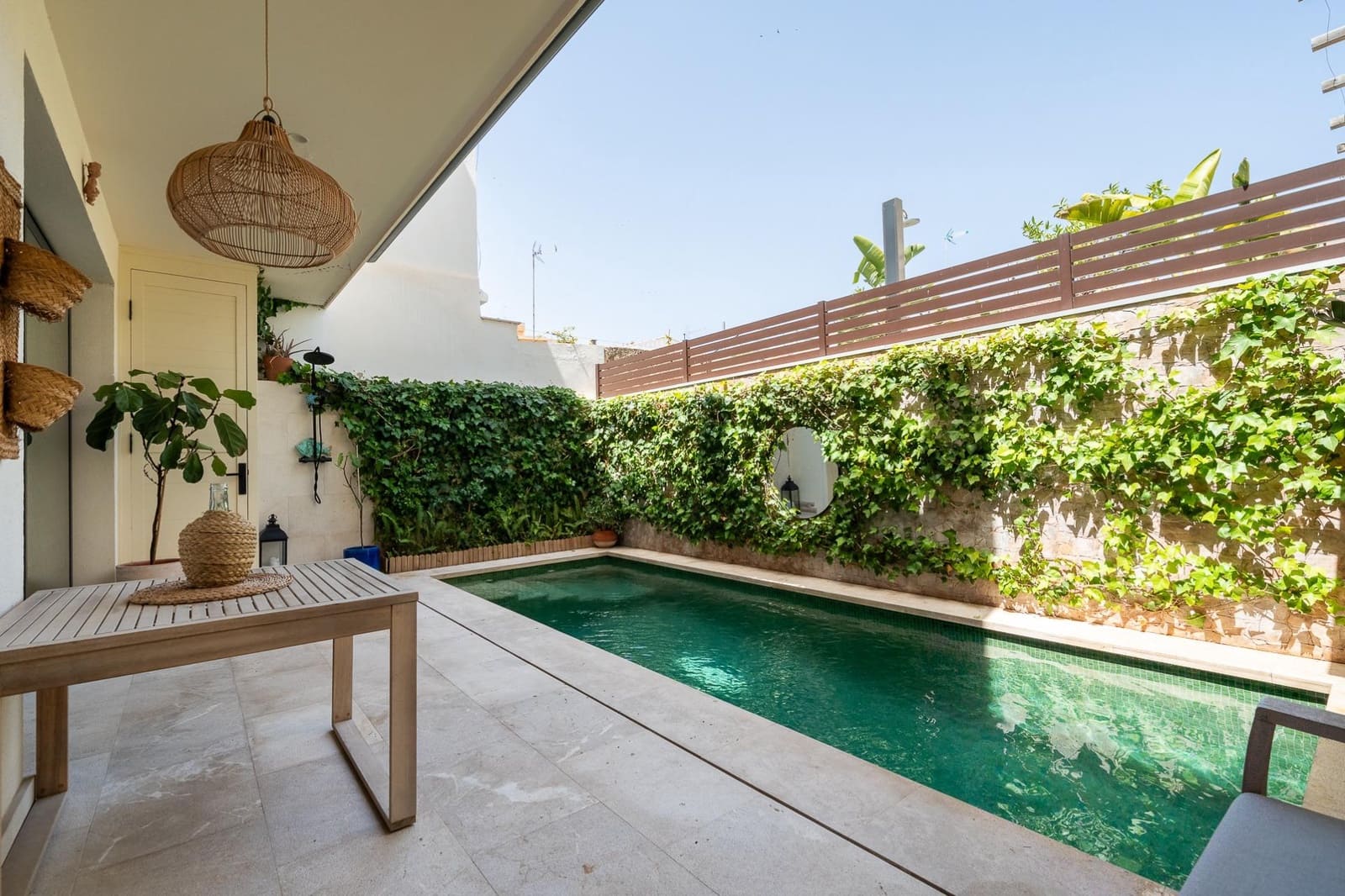 2 bedroom Apartment for sale in Palma de Mallorca with pool - € 530,000 (Ref: 9934371)