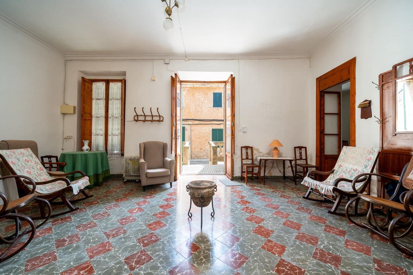 Casa de 4 habitaciones en Santa María del Camí en venta con garaje - 750.000 € (Ref: 9973493)