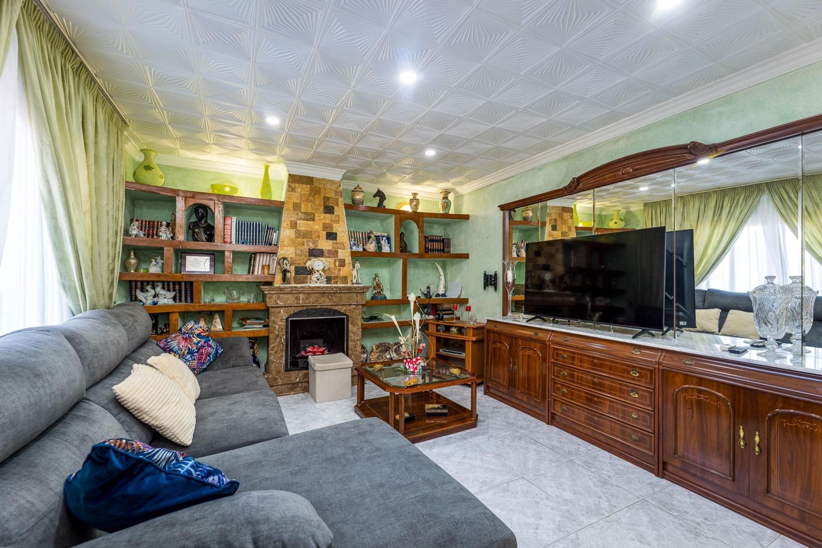 4 sypialnia Willa na sprzedaż w Llucmajor z basenem garażem - 630 000 € (Ref: 9994390)