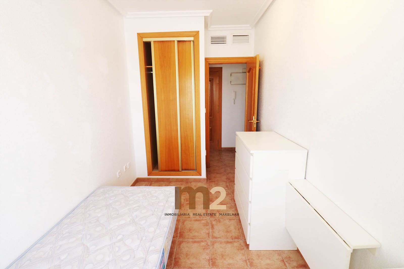 2 soveværelse Lejlighed til salg i Guardamar del Segura med swimmingpool garage - € 164.000 (Ref: 10012216)