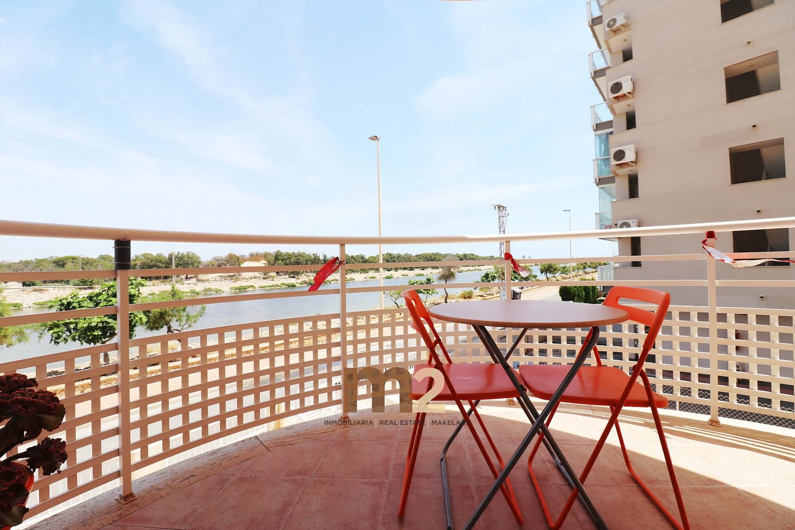 2 soveværelse Lejlighed til salg i Guardamar del Segura med swimmingpool garage - € 164.000 (Ref: 10012216)