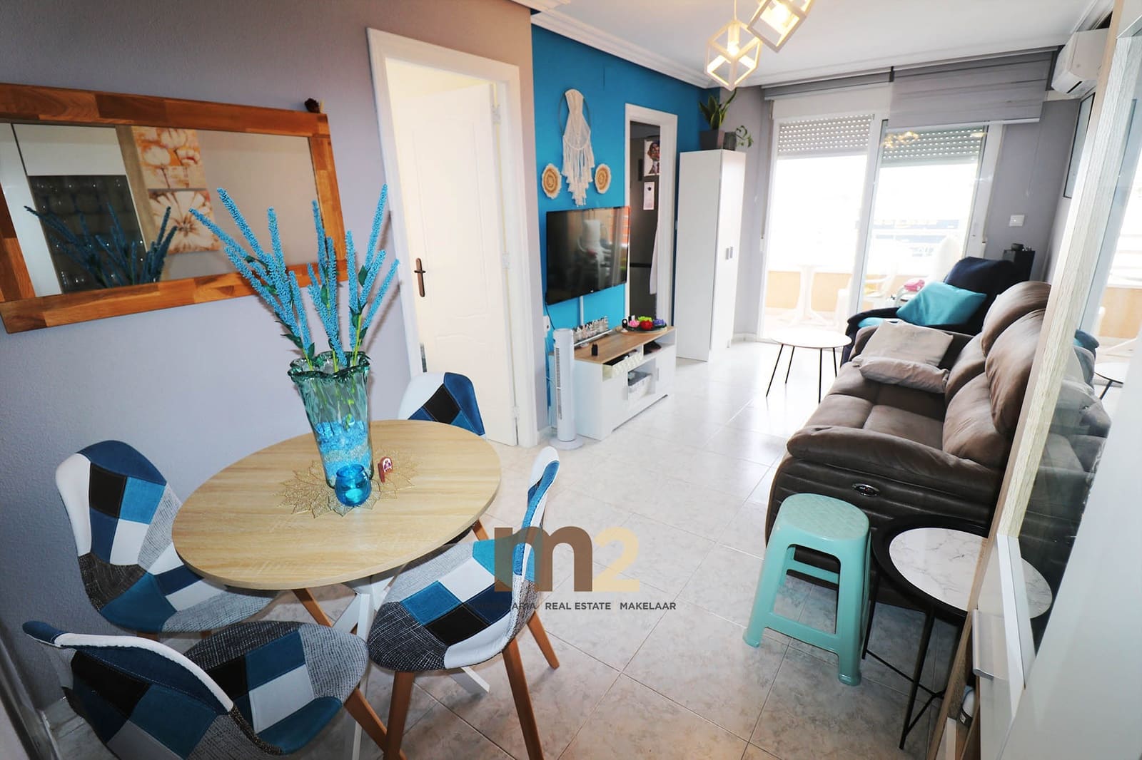 2 soveværelse Lejlighed til salg i Torrevieja med swimmingpool - € 139.000 (Ref: 10012343)