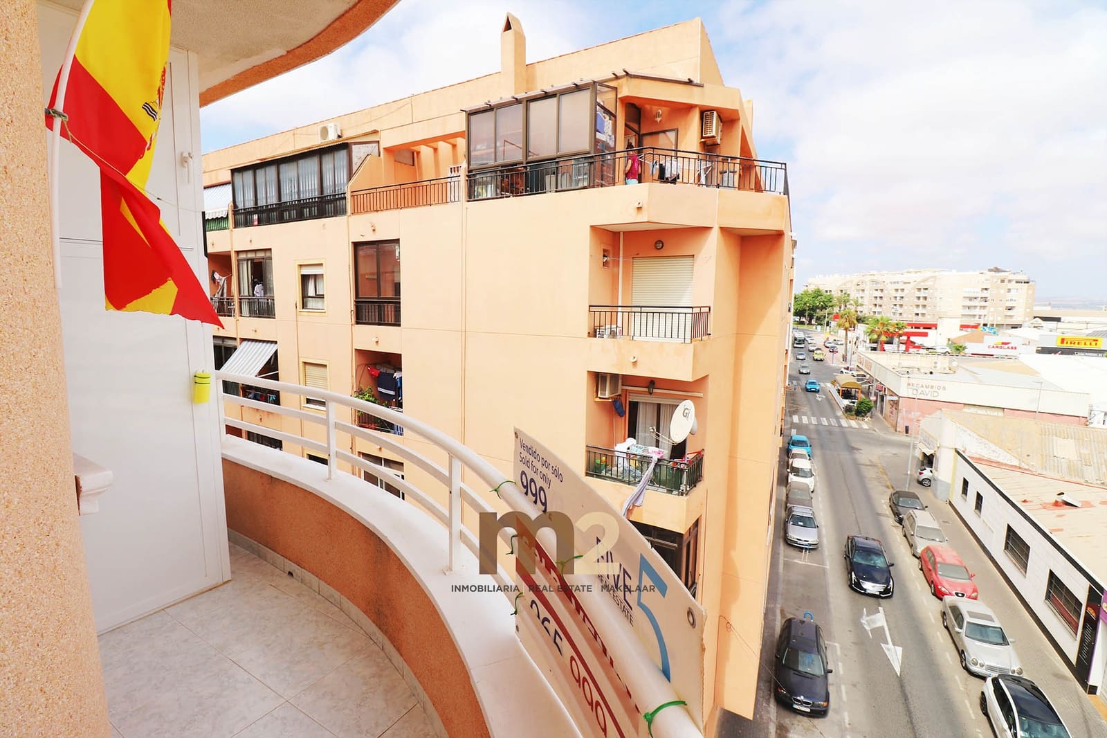 2 soveværelse Lejlighed til salg i Torrevieja med swimmingpool - € 139.000 (Ref: 10012343)