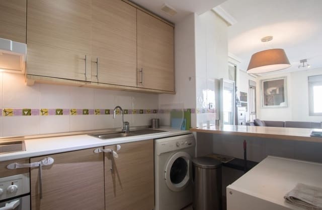 1 slaapkamer Appartement te koop in Puerto Deportivo, Guardamar del Segura met zwembad garage - € 157.500 (Ref: 10021785)