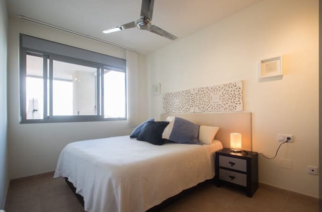 1 slaapkamer Appartement te koop in Puerto Deportivo, Guardamar del Segura met zwembad garage - € 157.500 (Ref: 10021785)