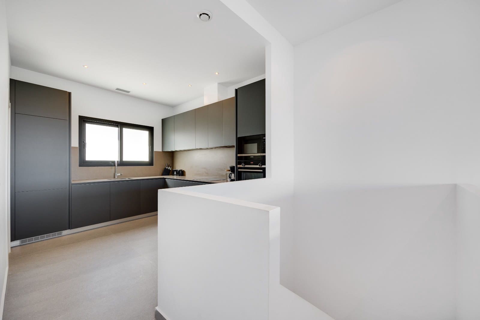 4 chambre Appartement à vendre à Guardamar del Segura avec piscine garage - 390 000 € (Ref: 10035661)