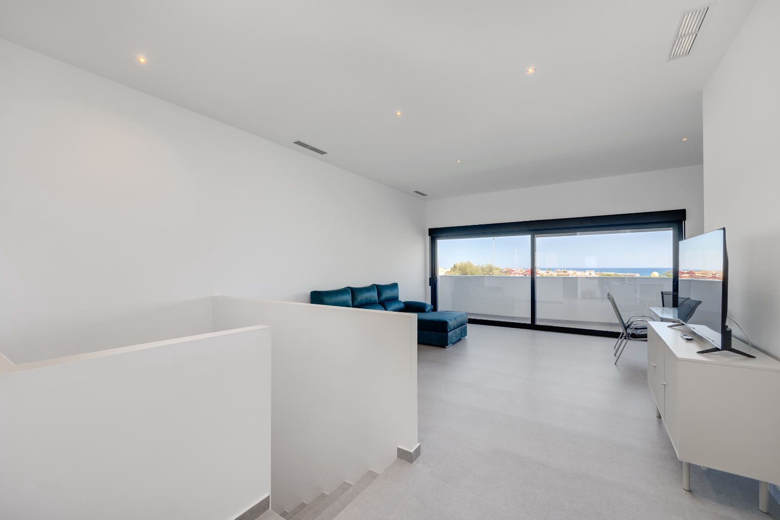 4 chambre Appartement à vendre à Guardamar del Segura avec piscine garage - 390 000 € (Ref: 10035661)